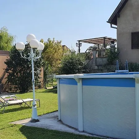 Holiday home Maison De Avec Piscine, Proche Strasbourg Et Europa Park